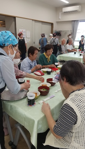 敬老そば食事