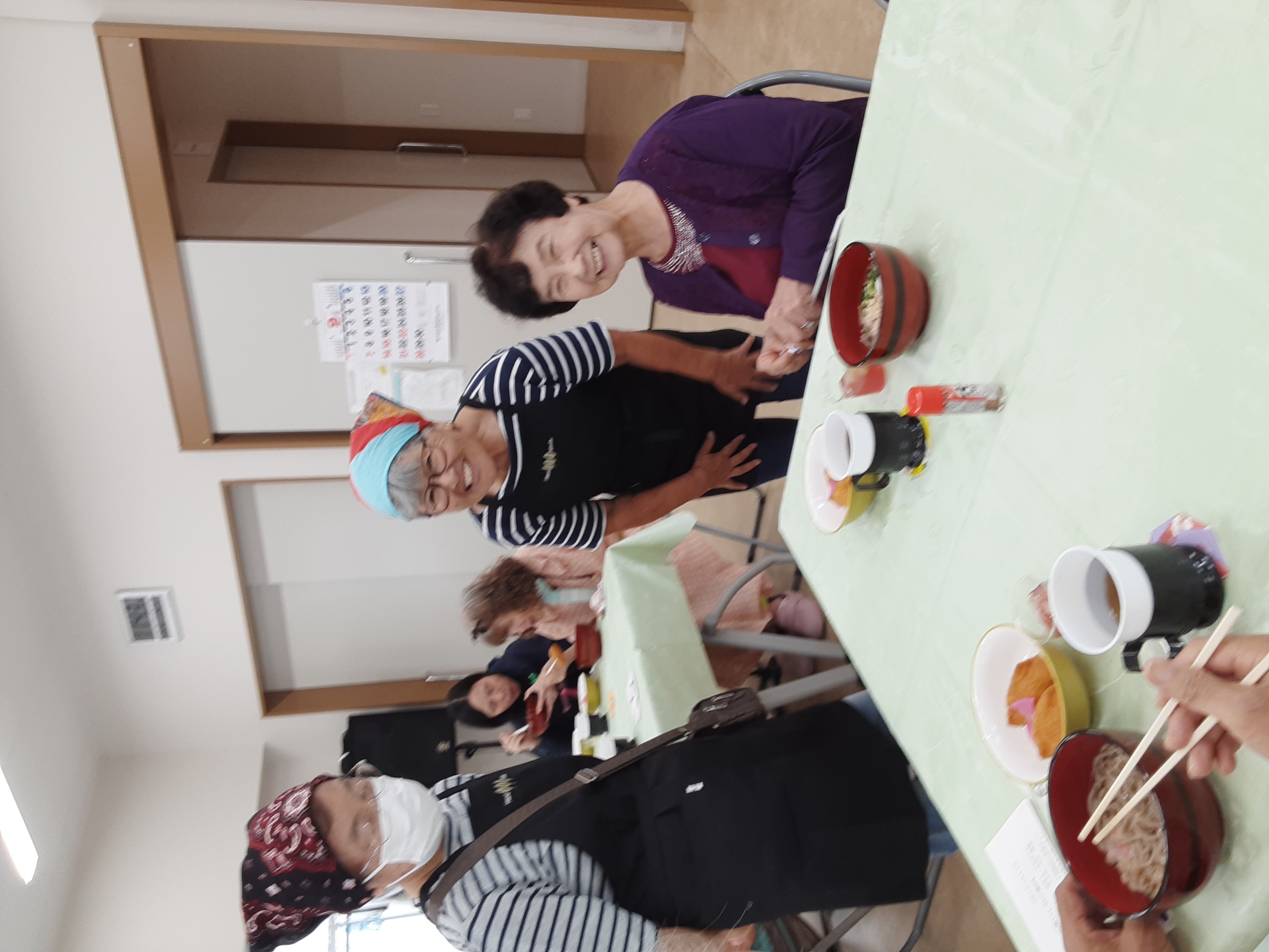 敬老そば食事